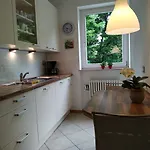 Apartment Trojer *